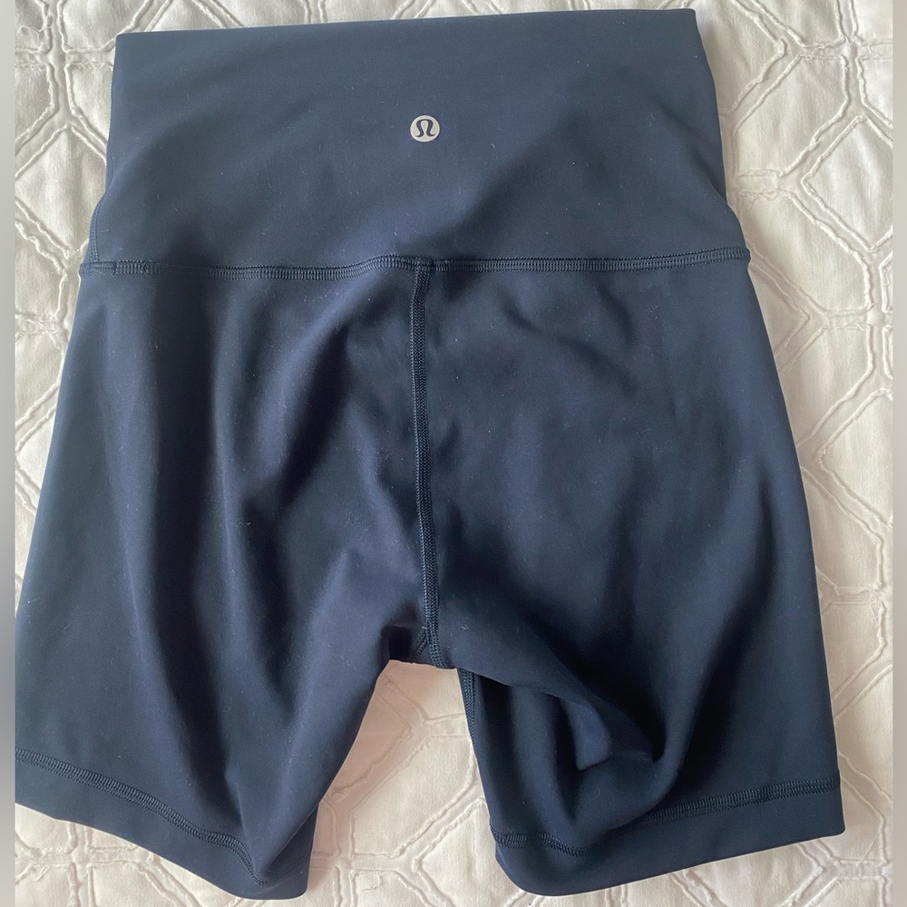 Navy Blue LULULEMON Wunder Train High-Rise 6” Shorts Size 4